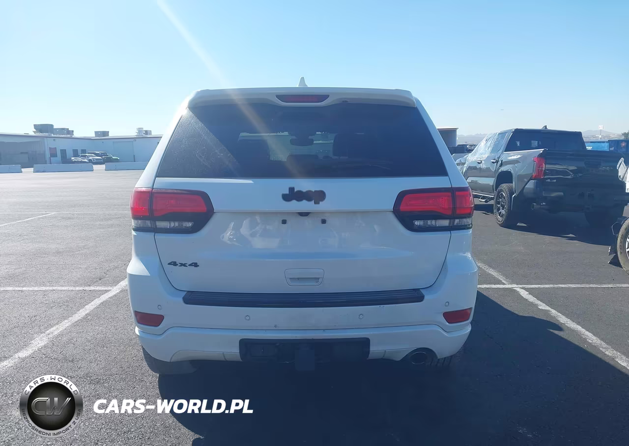 2017 Jeep Grand Cherokee Altitude VIN:1C4RJFAG7HC905932 - 15