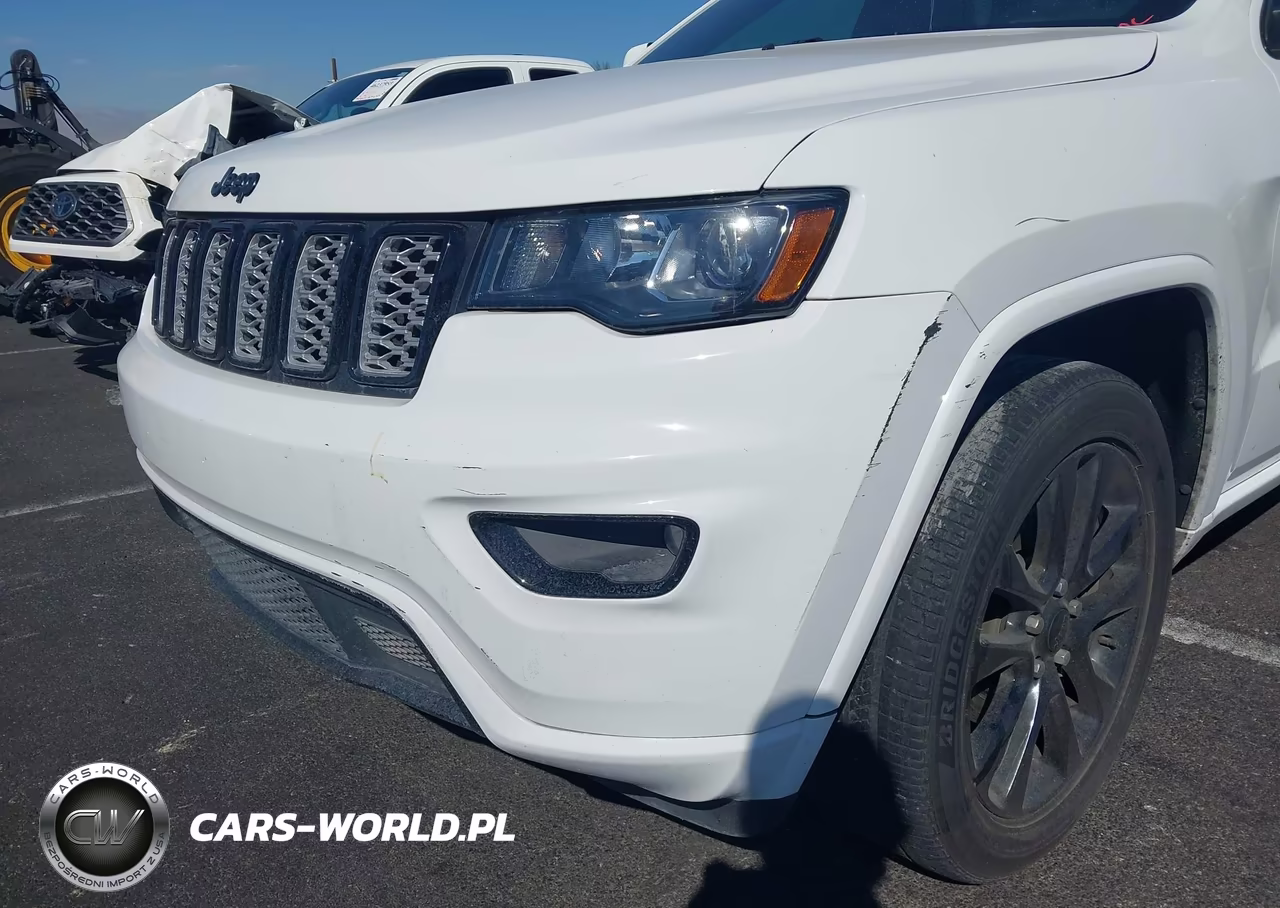 2017 Jeep Grand Cherokee Altitude VIN:1C4RJFAG7HC905932 - 6