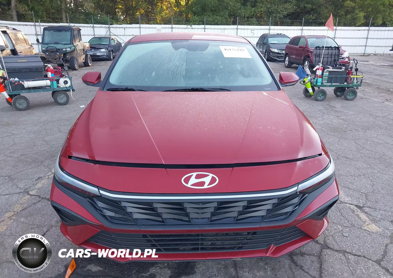 2026 Hyundai Elantra Hybrid Blue VIN:KMHLM4DJ0TU183033 - 13
