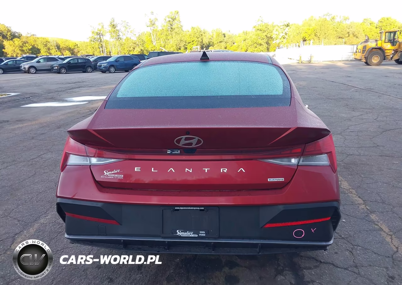 2026 Hyundai Elantra Hybrid Blue VIN:KMHLM4DJ0TU183033 - 17