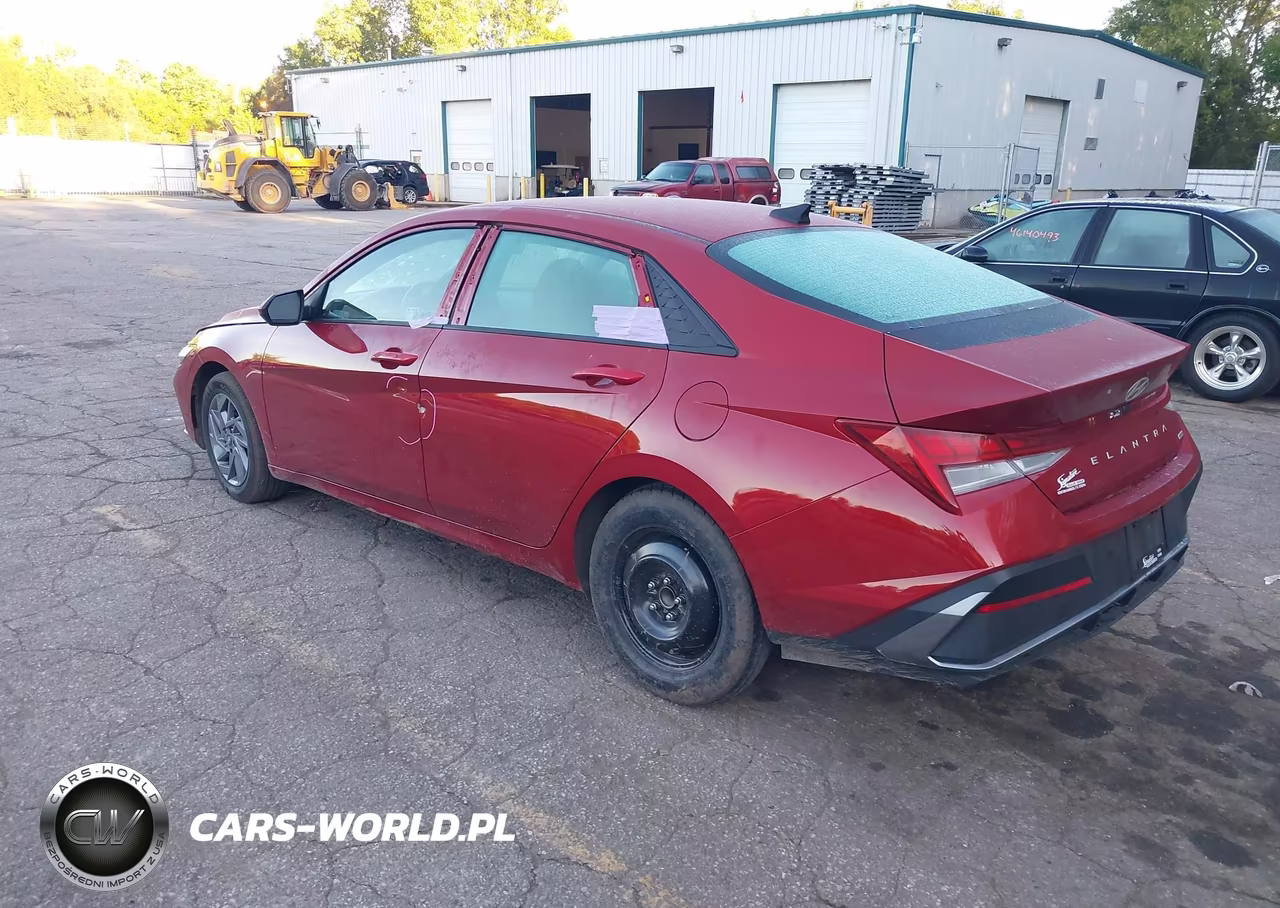2026 Hyundai Elantra Hybrid Blue VIN:KMHLM4DJ0TU183033 - 3