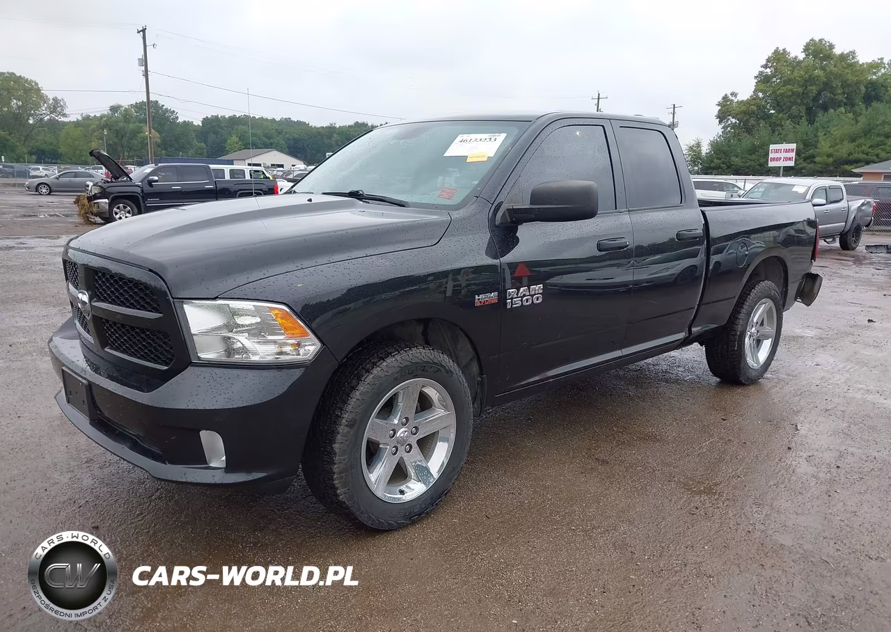 2017 Ram 1500 Express 4X4 6'4 Box VIN:1C6RR7FTXHS607943 - 2