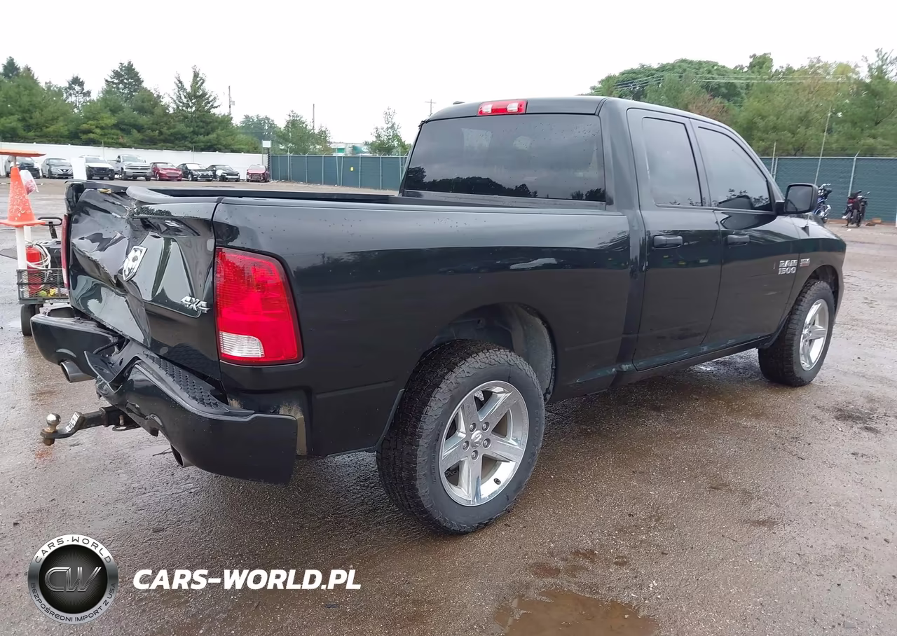 2017 Ram 1500 Express 4X4 6'4 Box VIN:1C6RR7FTXHS607943 - 4