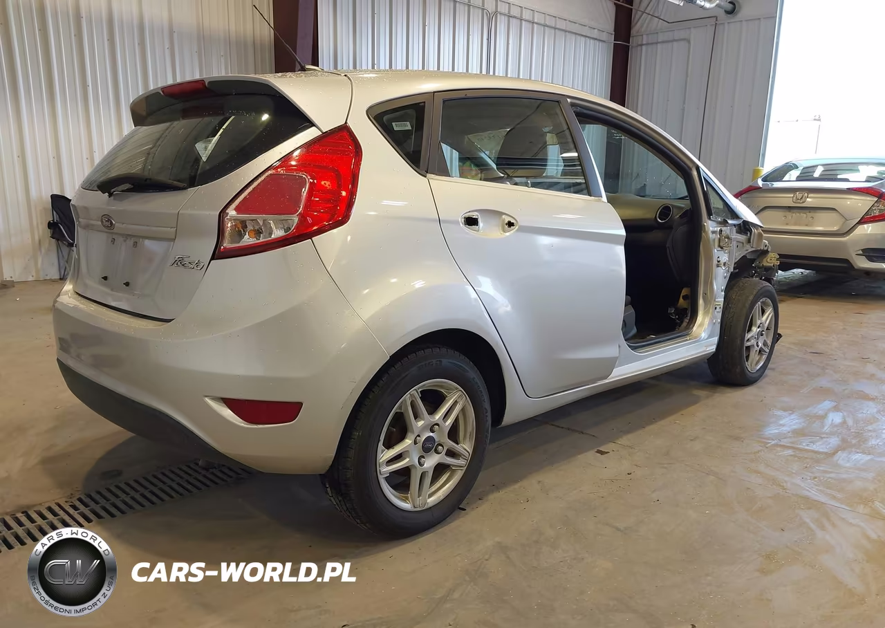 2017 Ford Fiesta Se VIN:3FADP4EJ8HM119595 - 4