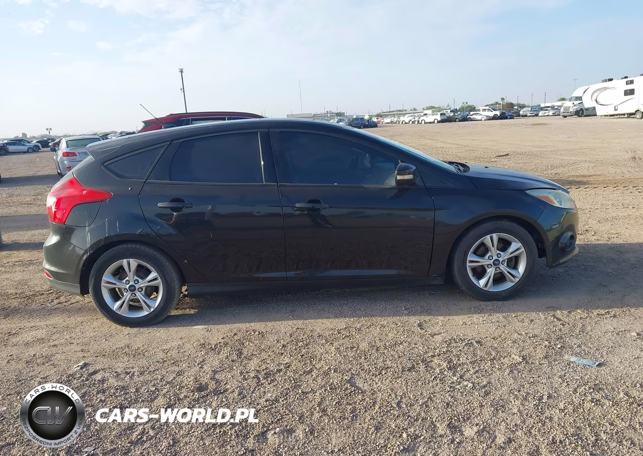 2014 Ford Focus Se VIN:1FADP3K2XEL130814 - 13