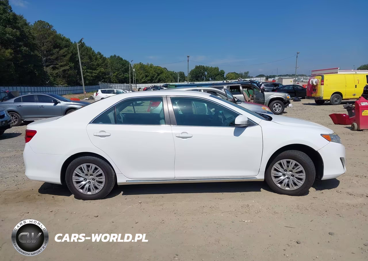 2012 Toyota Camry Le VIN:4T4BF1FK4CR207219 - 13