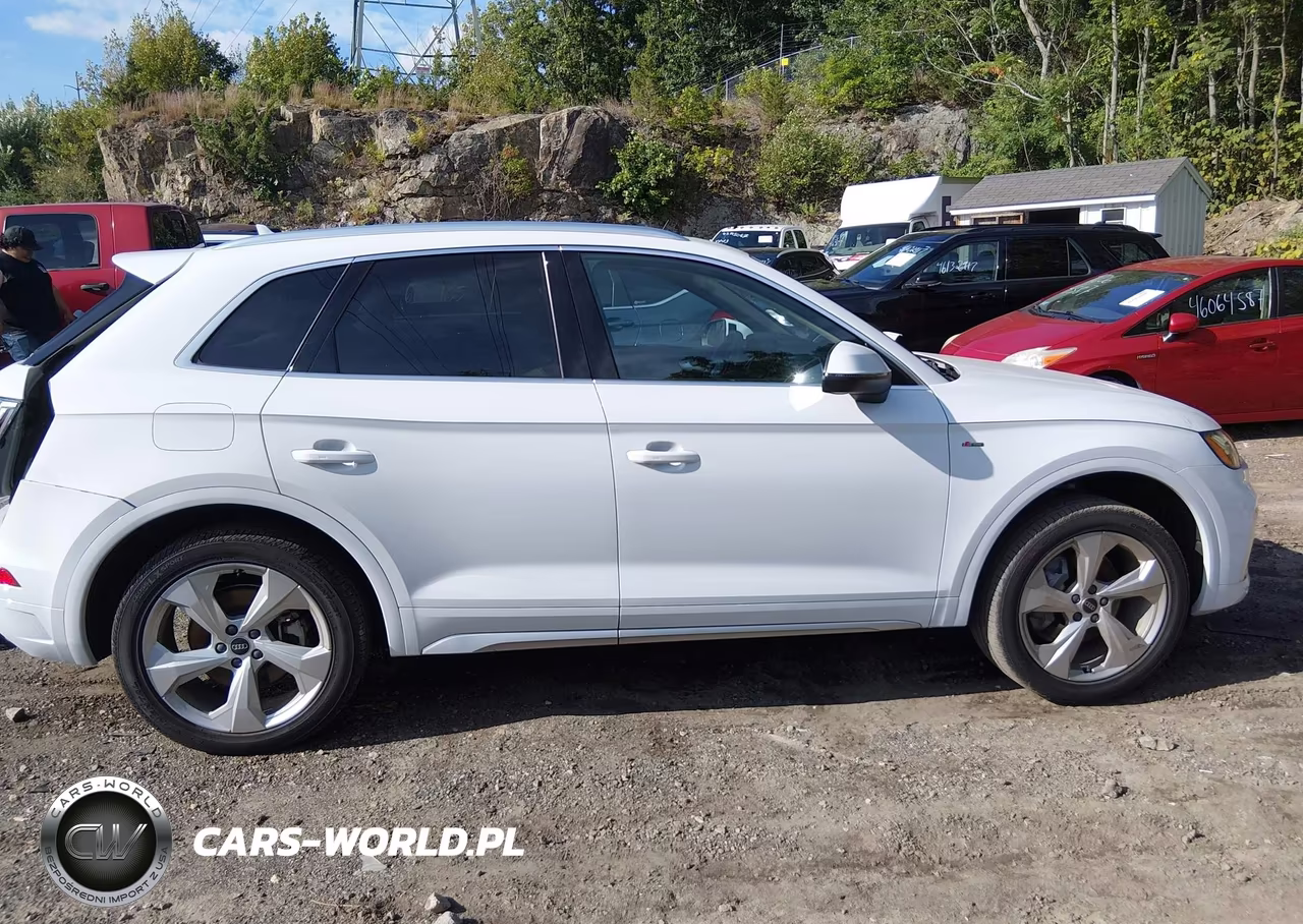 2024 Audi Q5 Premium Plus 45 Tfsi S Line Quattro VIN:WA1EAAFY2R2129729 - 13