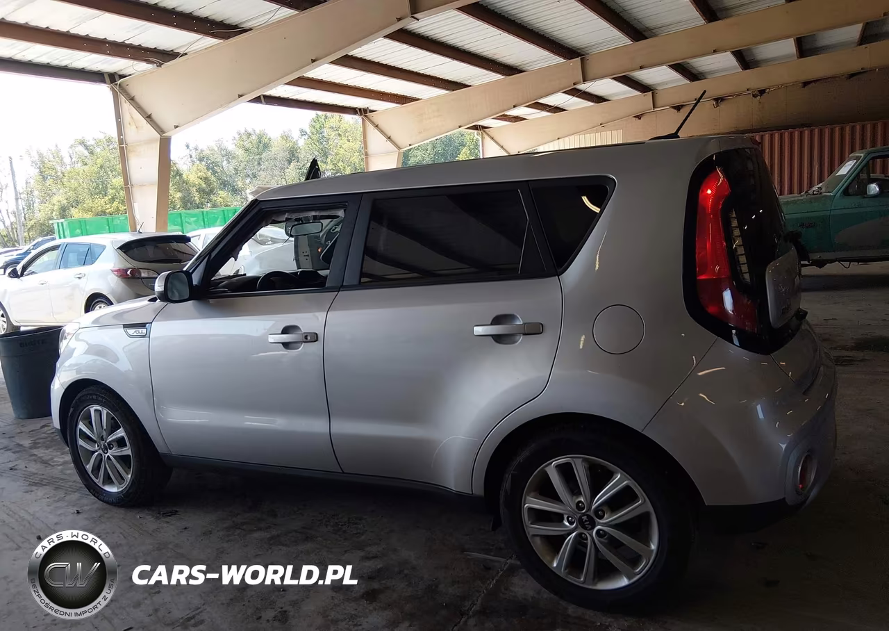 2018 Kia Soul + VIN:KNDJP3A57J7544824 - 14