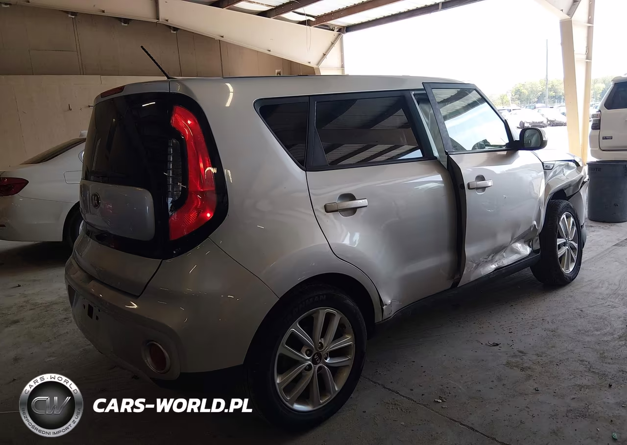 2018 Kia Soul + VIN:KNDJP3A57J7544824 - 4