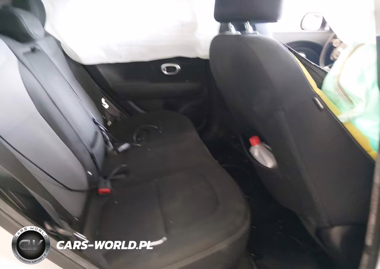 2018 Kia Soul + VIN:KNDJP3A57J7544824 - 8