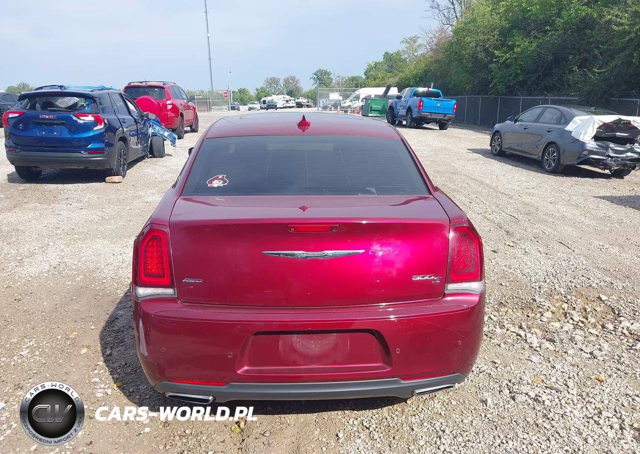 2018 Chrysler 300 300S Awd VIN:2C3CCAGG2JH141375 - 17