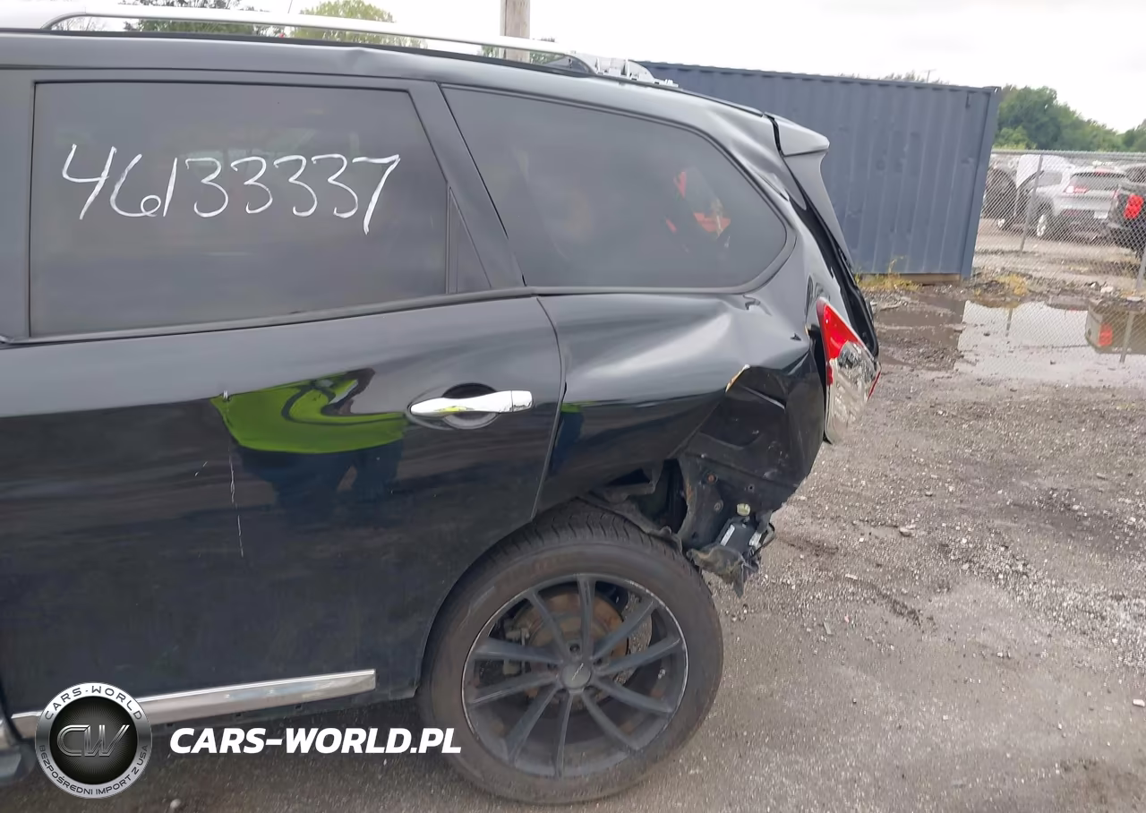 2015 Nissan Pathfinder Platinum VIN:5N1AR2MN8FC682558 - 6
