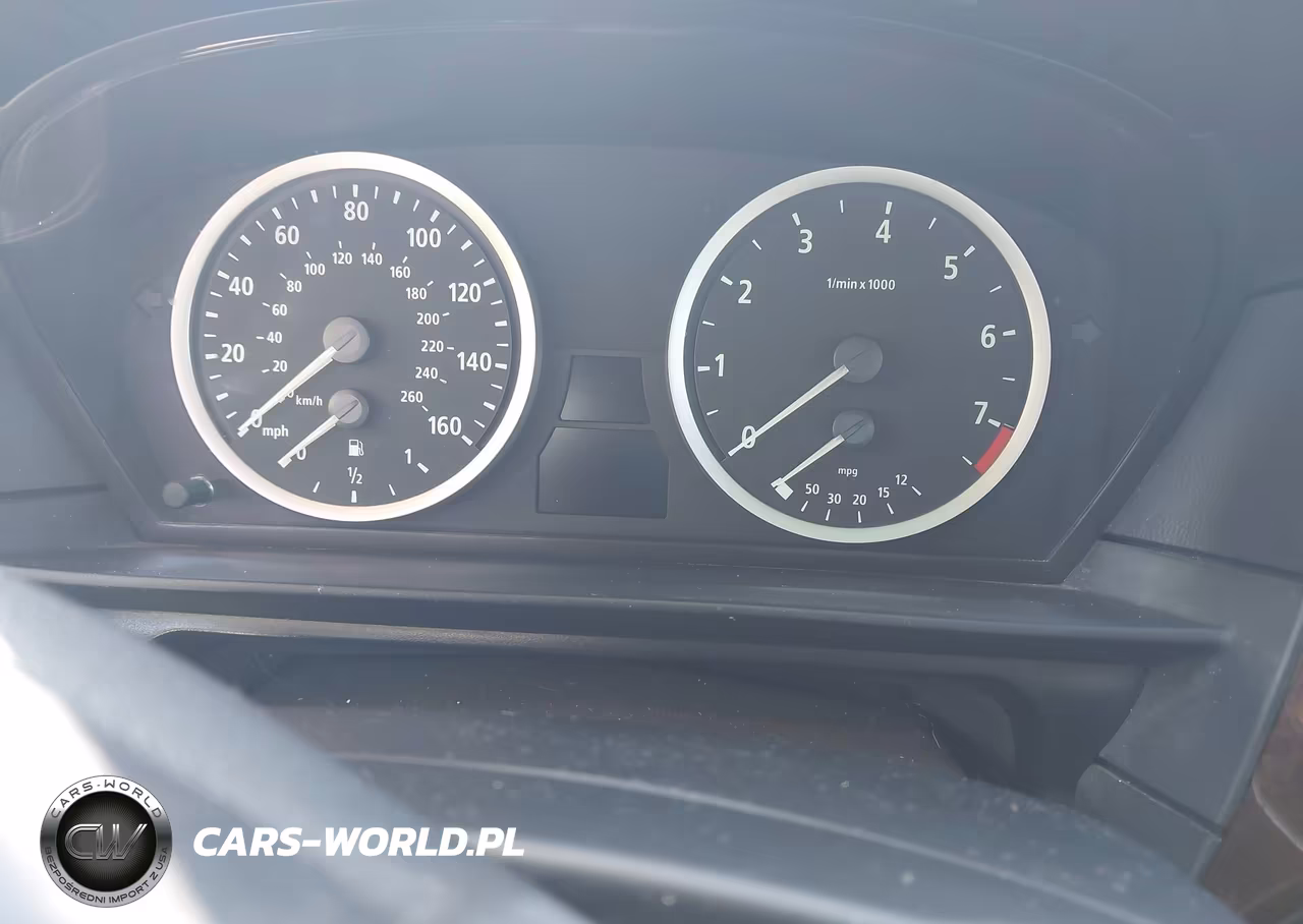 2007 BMW 530I VIN:WBANE73557CM51518 - 7