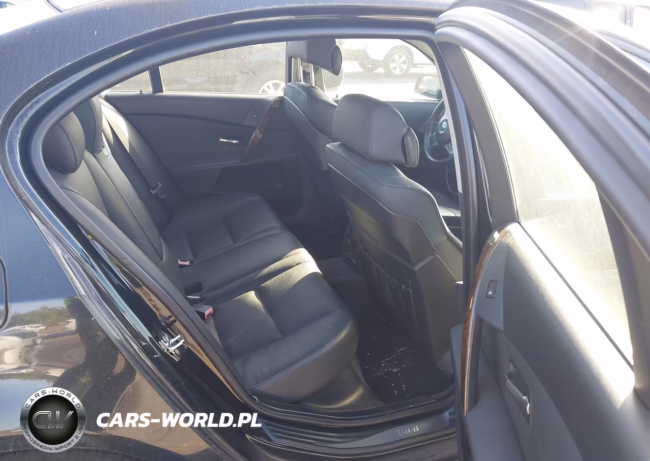 2007 BMW 530I VIN:WBANE73557CM51518 - 8