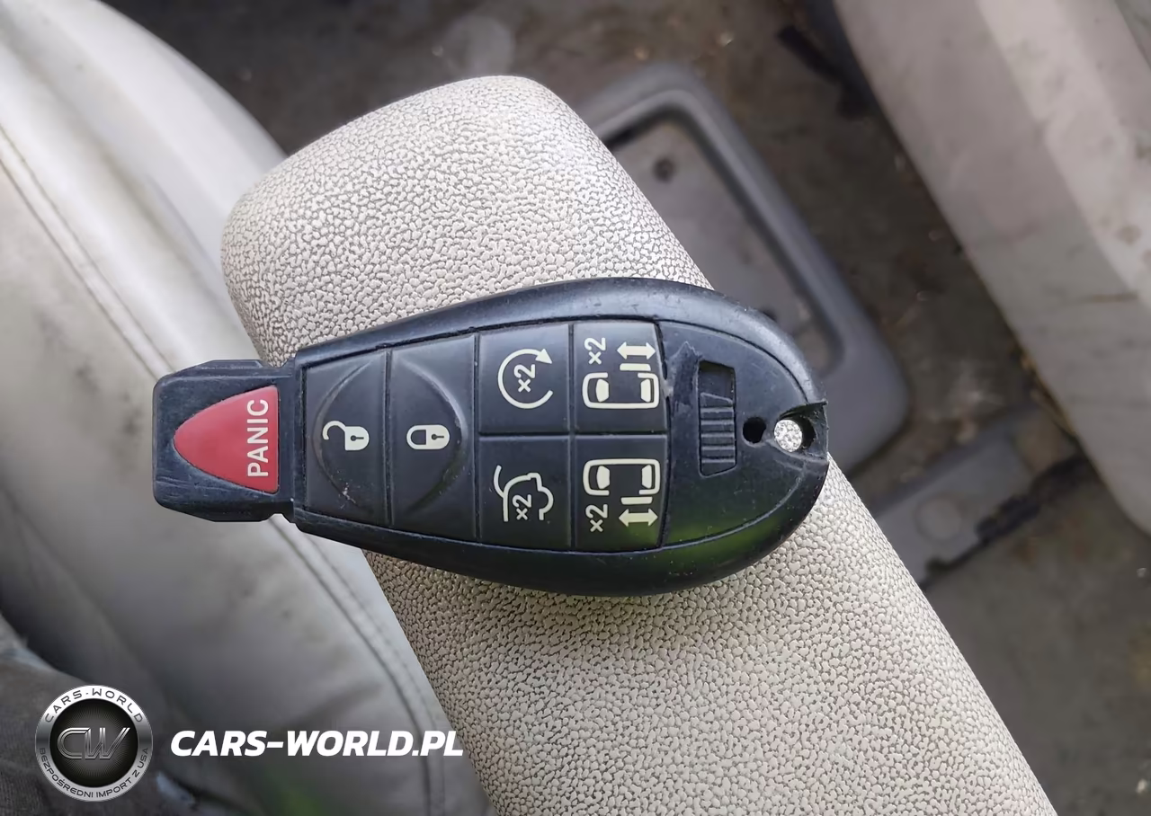 2010 Chrysler Town & Country Limited VIN:2A4RR6DX6AR124007 - 11