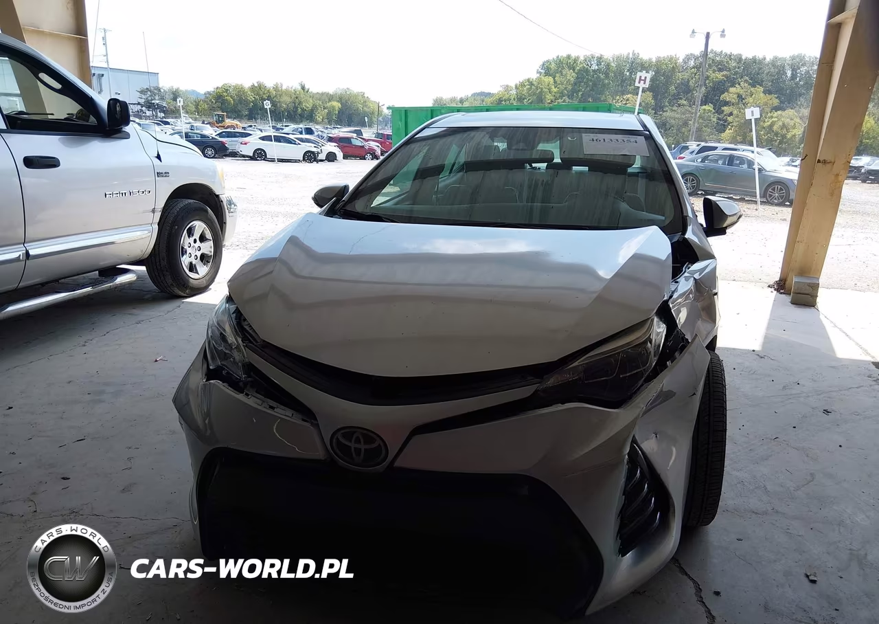 2017 Toyota Corolla Se VIN:5YFBURHEXHP663286 - 12