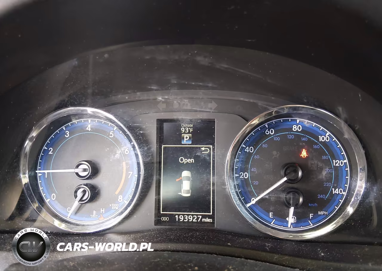 2017 Toyota Corolla Se VIN:5YFBURHEXHP663286 - 7