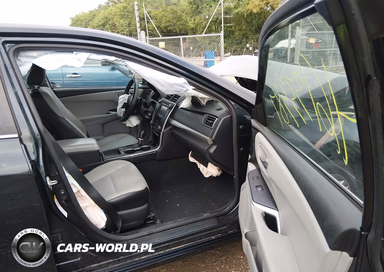 2017 Toyota Camry Se VIN:4T1BF1FK9HU356162 - 5