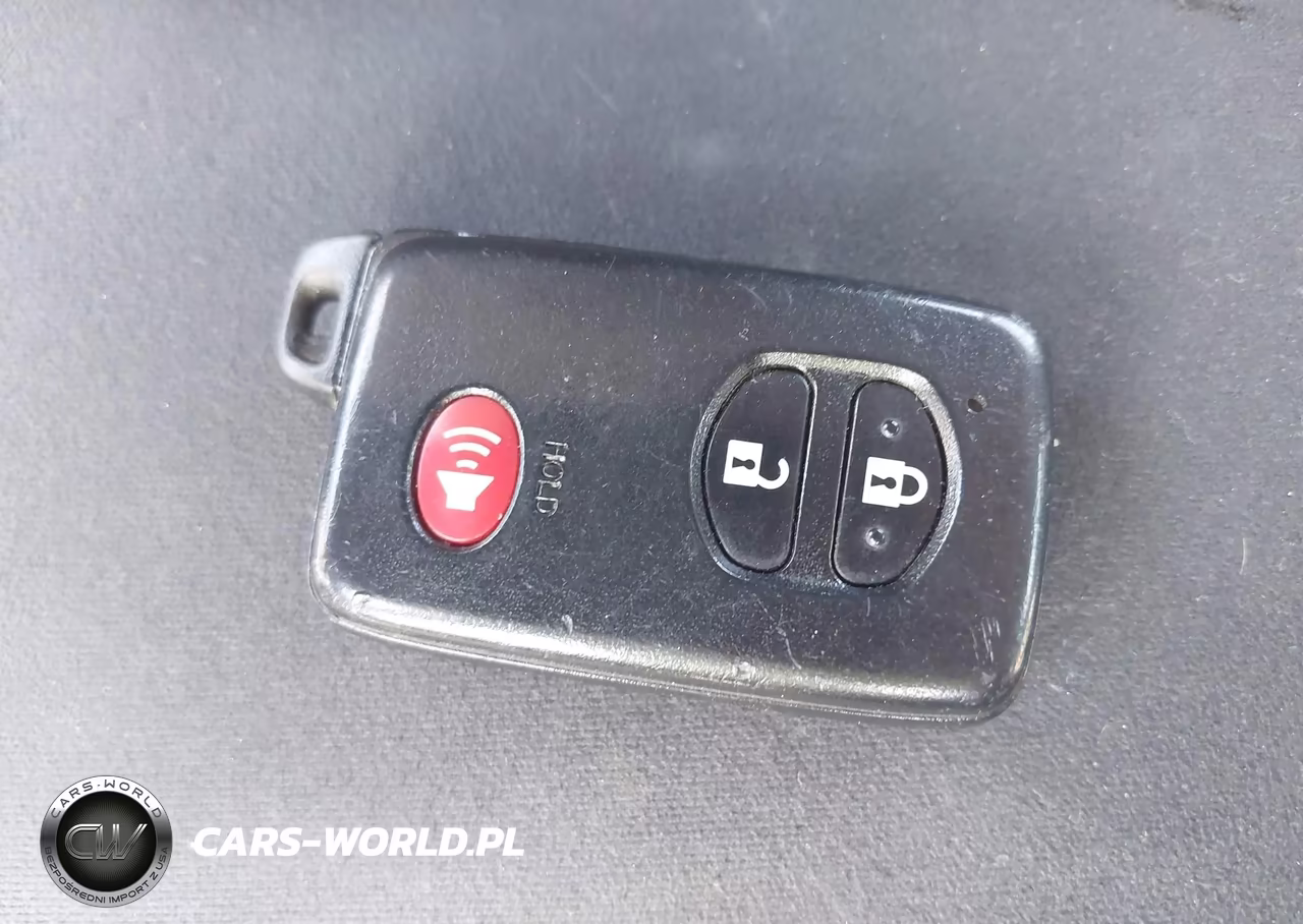2013 Toyota Prius Two VIN:JTDKN3DU2D5592714 - 11