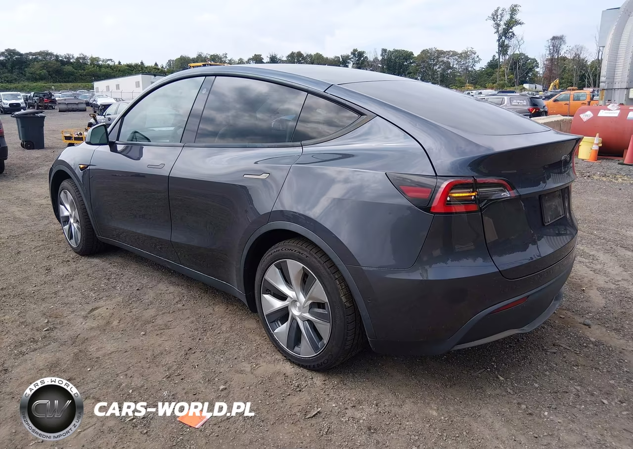 2021 Tesla Model Y Long Range Dual Motor All-Wheel Drive VIN:5YJYGDEE4MF080906 - 3