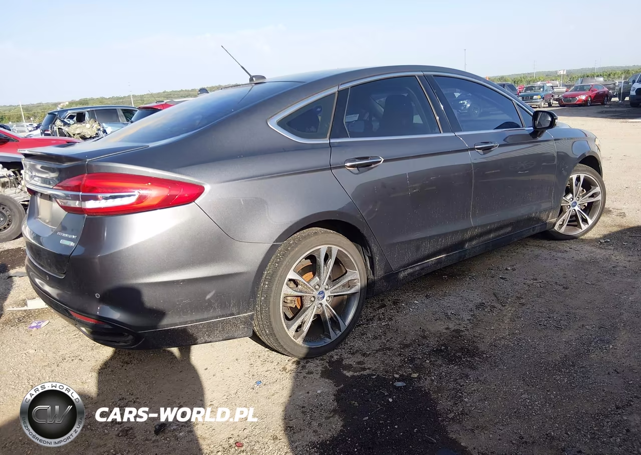 2017 Ford Fusion Titanium VIN:3FA6P0K92HR178981 - 4