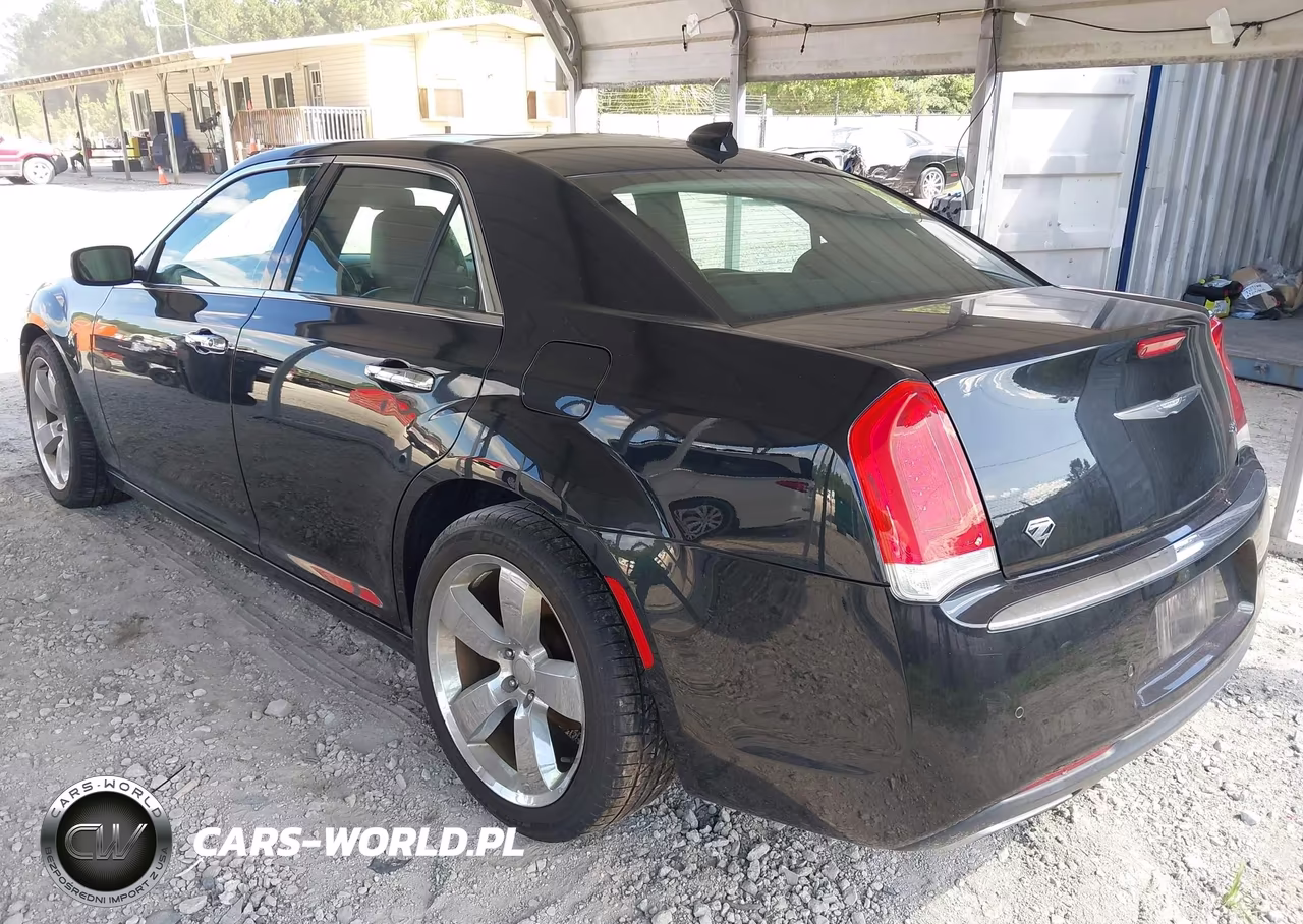 2017 Chrysler 300C VIN:2C3CCAEG0HH576876 - 3