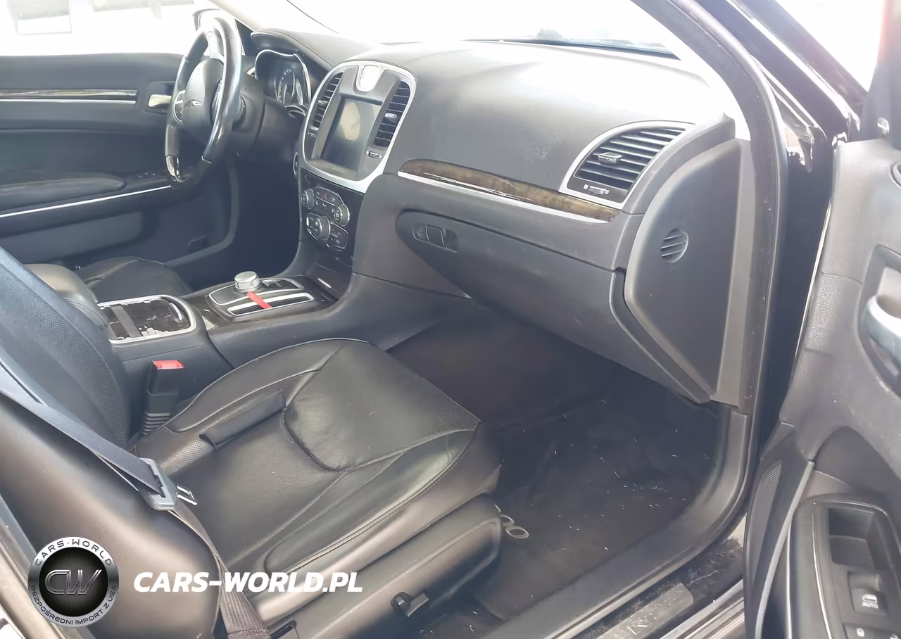 2017 Chrysler 300C VIN:2C3CCAEG0HH576876 - 5
