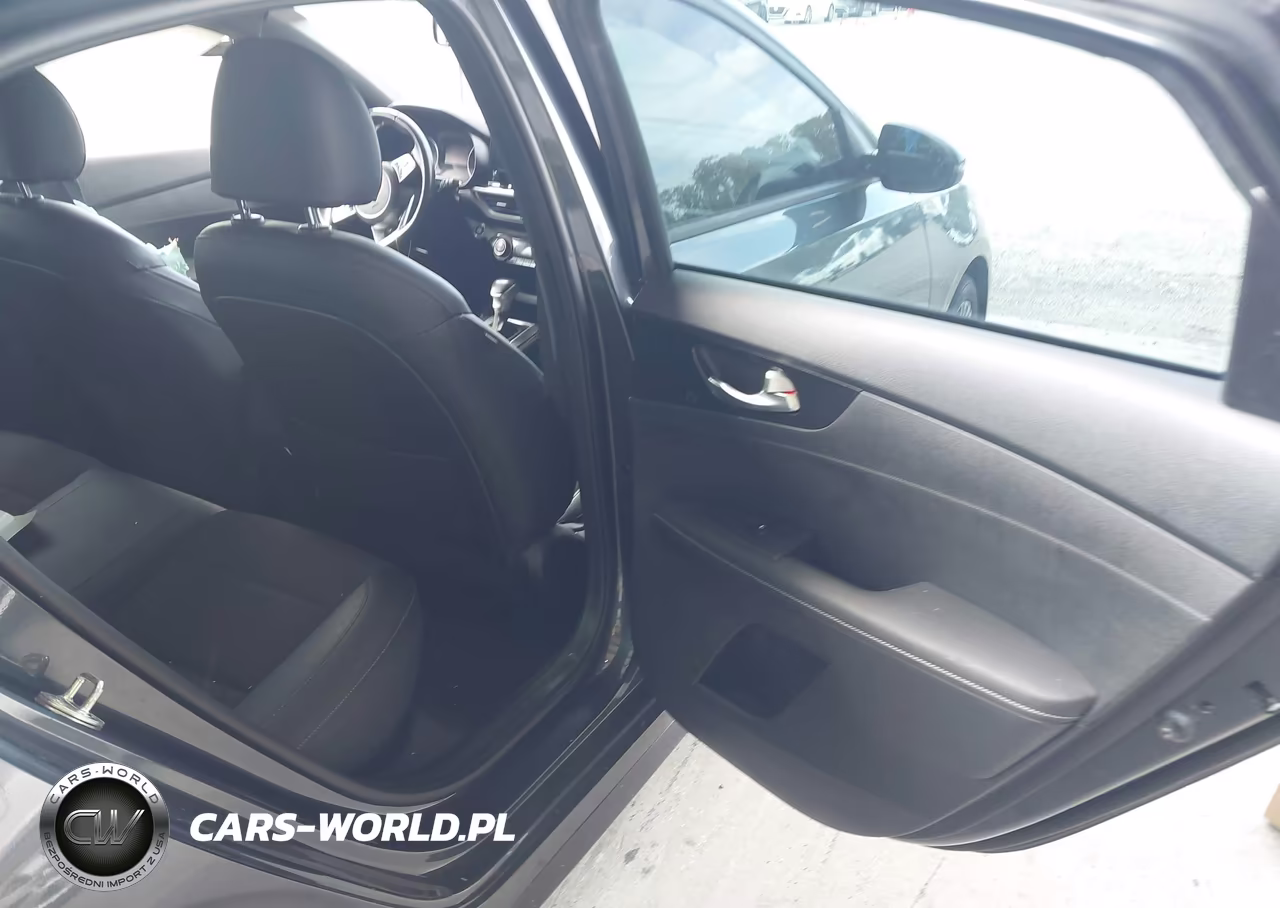 2023 Kia Forte Gt-Line VIN:3KPF54AD3PE541274 - 8
