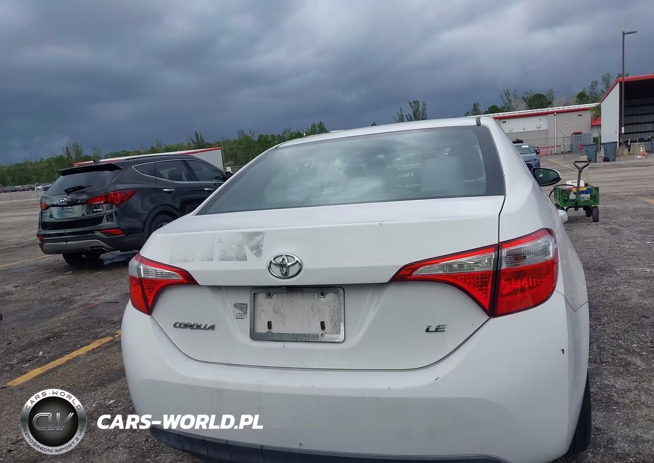 2016 Toyota Corolla Le VIN:2T1BURHE8GC527530 - 17