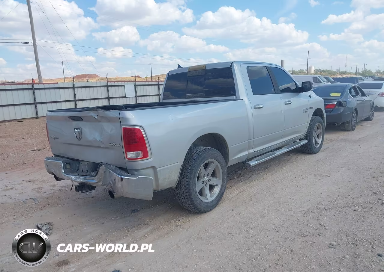 2016 Ram 1500 Lone Star VIN:1C6RR7TM8GS113477 - 4
