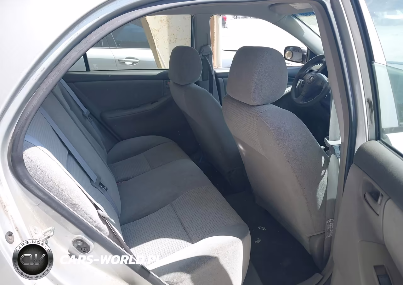 2005 Toyota Corolla Ce VIN:1NXBR32E35Z476165 - 8