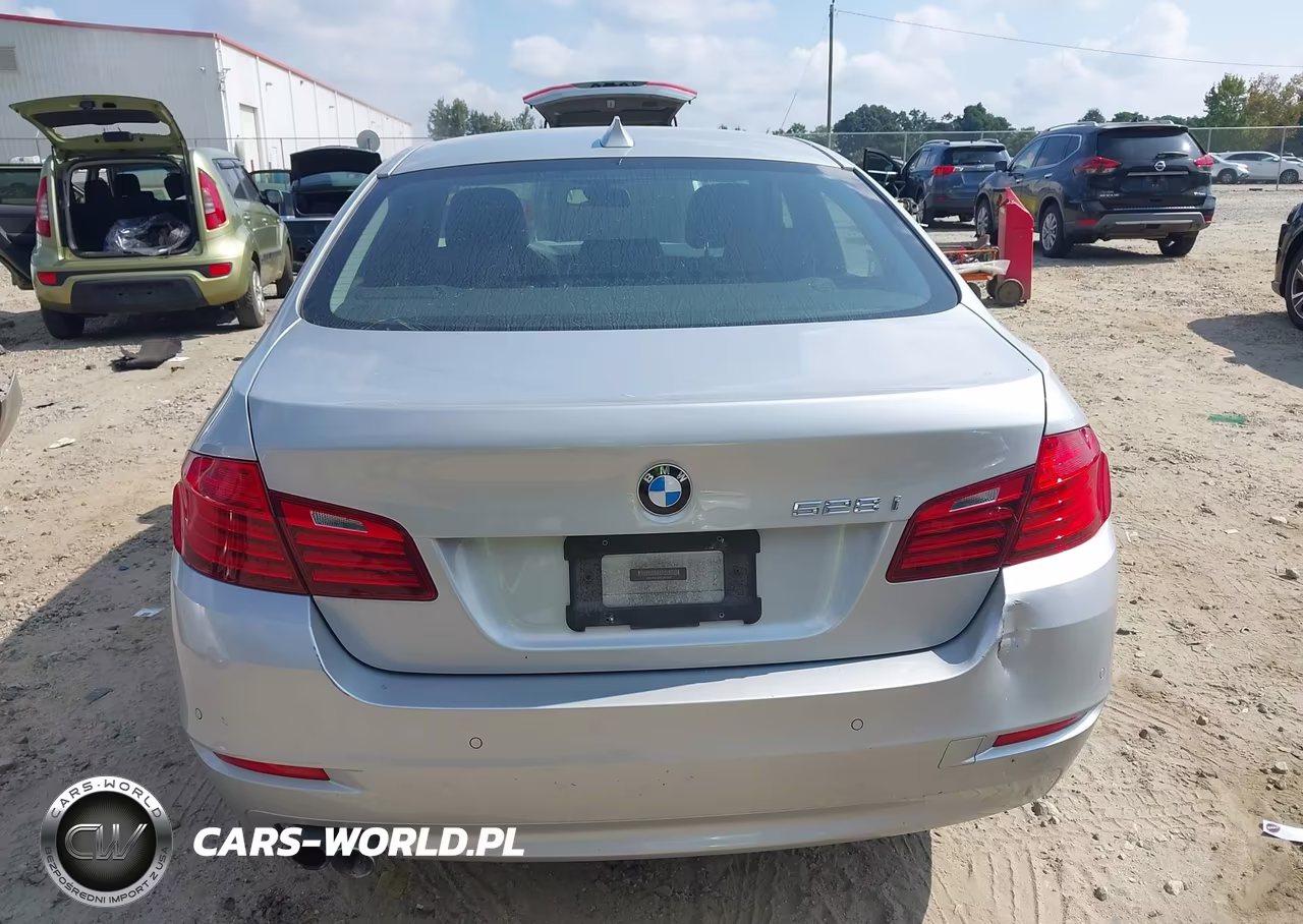 2016 BMW 528I VIN:WBA5A5C50GG353845 - 17