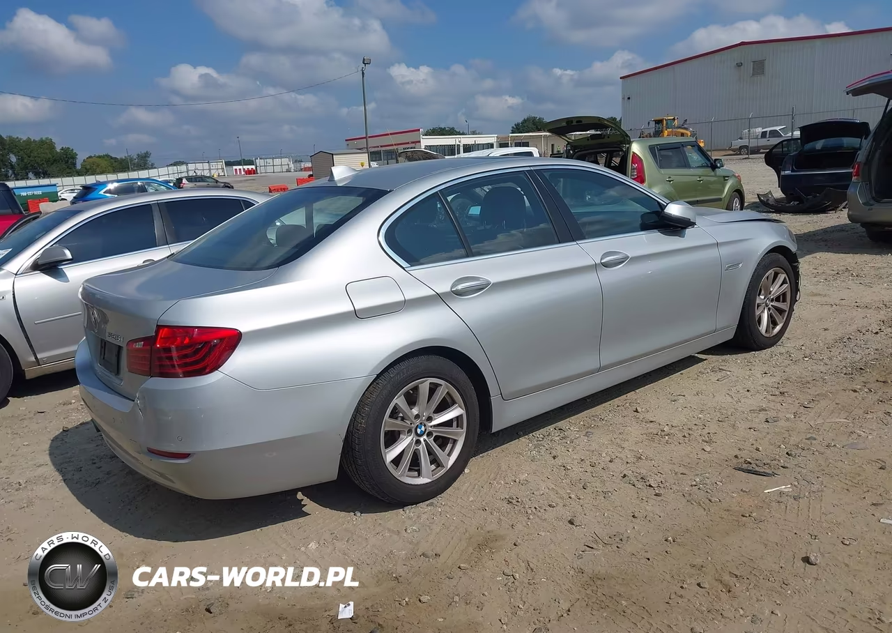 2016 BMW 528I VIN:WBA5A5C50GG353845 - 4