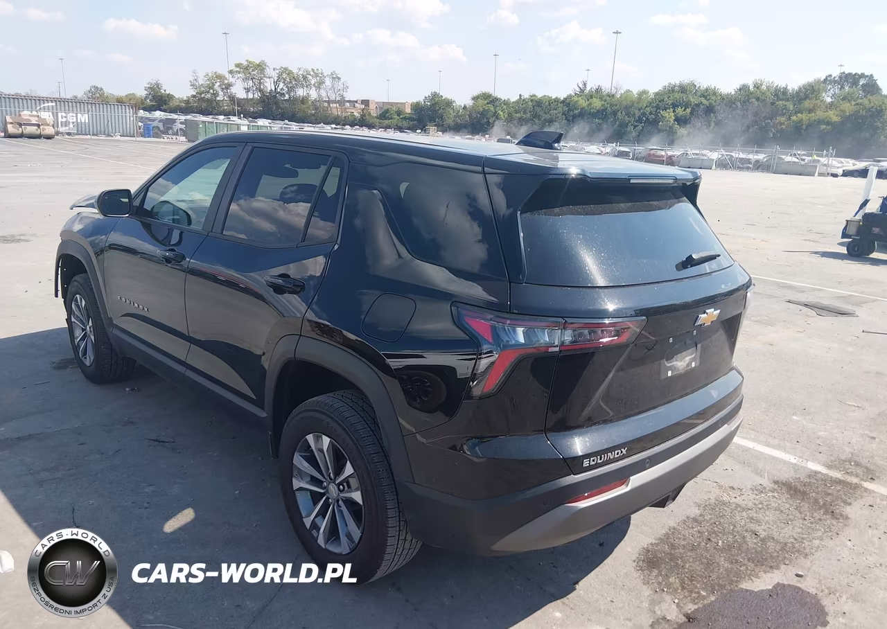 2026 Chevrolet Equinox Fwd Lt VIN:3GNAXHEG8TL269477 - 3