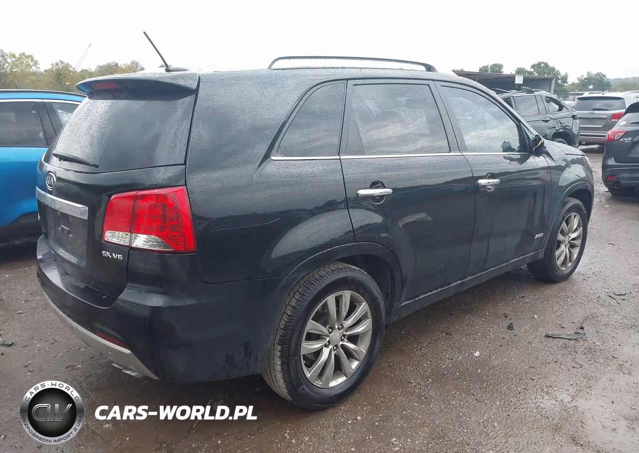 2011 Kia Sorento Sx V6 VIN:5XYKWDA29BG135778 - 4