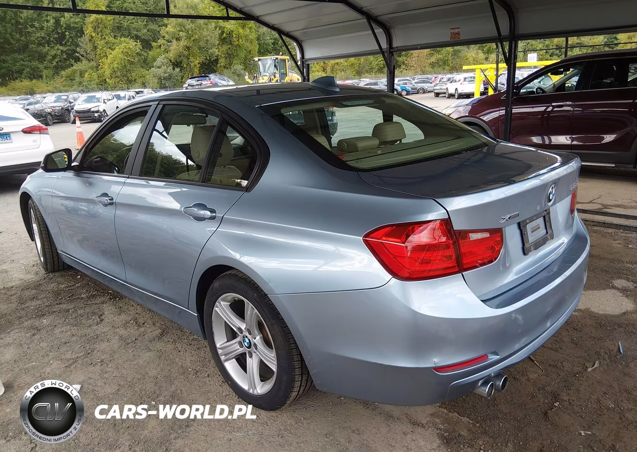 2013 BMW 328I xDrive VIN:WBA3B5G50DNS02591 - 3
