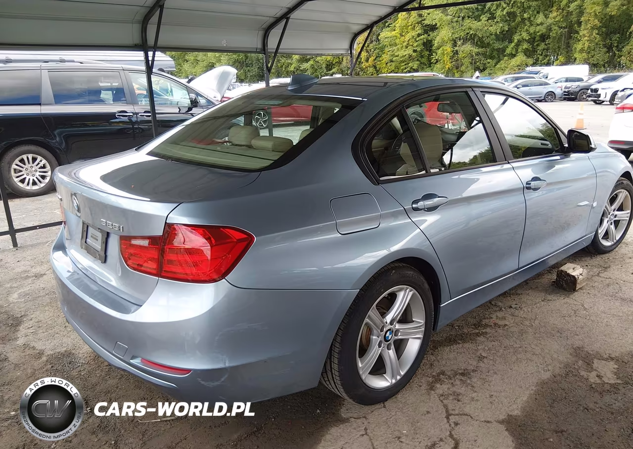 2013 BMW 328I xDrive VIN:WBA3B5G50DNS02591 - 4
