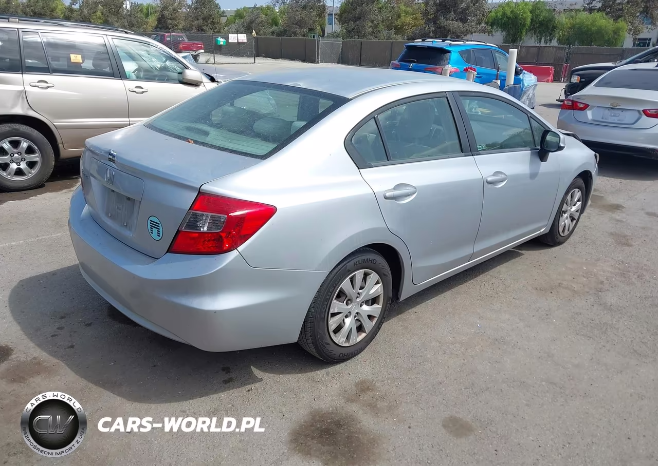 2012 Honda Civic Lx VIN:2HGFB2F56CH590273 - 4