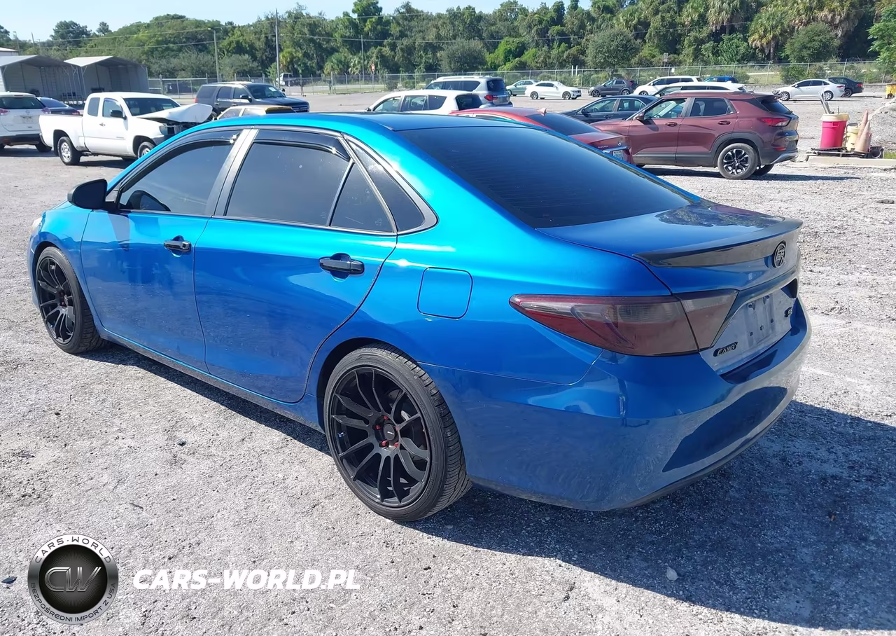 2017 Toyota Camry Se VIN:4T1BF1FK9HU673598 - 3