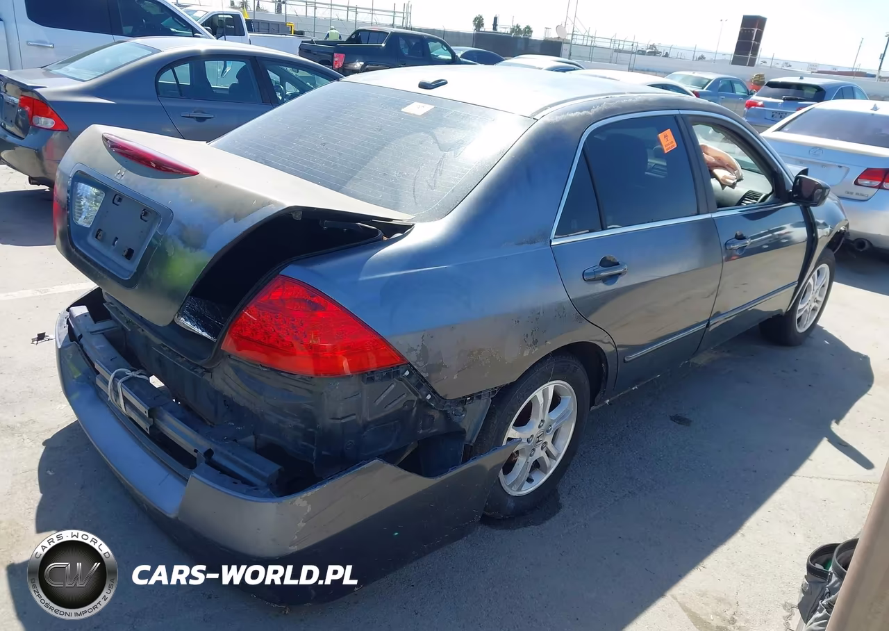 2007 Honda Accord 2.4 Ex VIN:1HGCM56887A011121 - 4