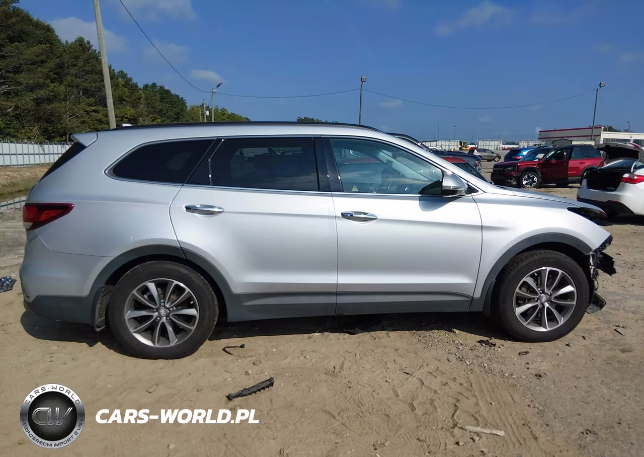 2018 Hyundai Santa Fe Se VIN:KM8SN4HF6JU282967 - 14