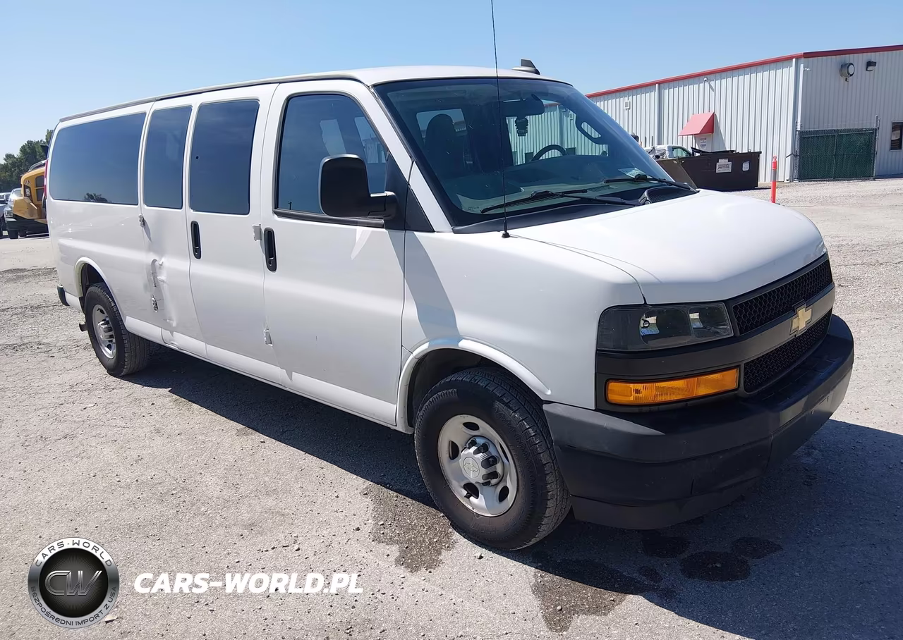 2019 Chevrolet Express 3500 Ls VIN:1GAZGNFG3K1359661 - 1