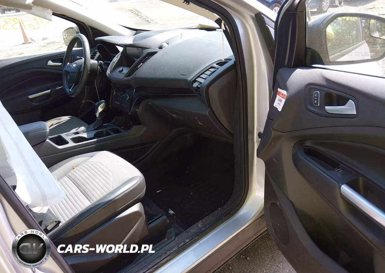 2019 Ford Escape Se VIN:1FMCU0GD8KUB99378 - 5