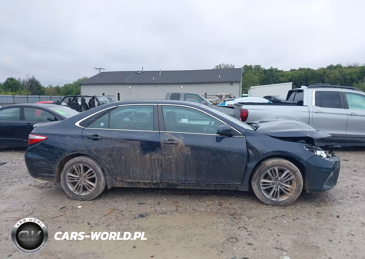 2017 Toyota Camry Se VIN:4T1BF1FK2HU747556 - 13