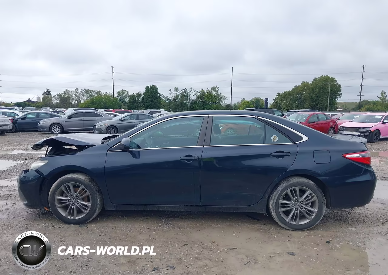 2017 Toyota Camry Se VIN:4T1BF1FK2HU747556 - 14