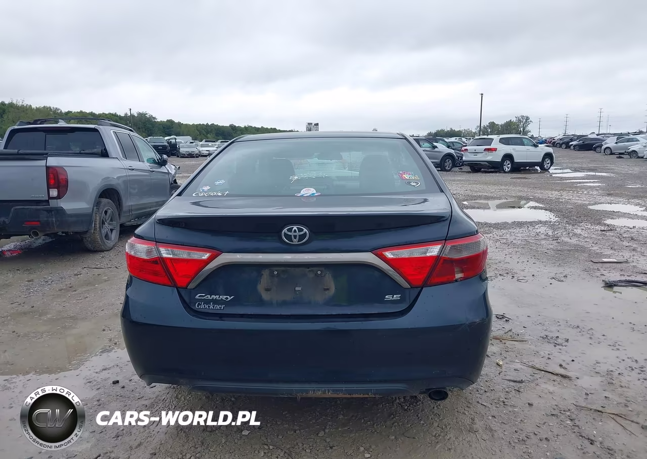 2017 Toyota Camry Se VIN:4T1BF1FK2HU747556 - 16