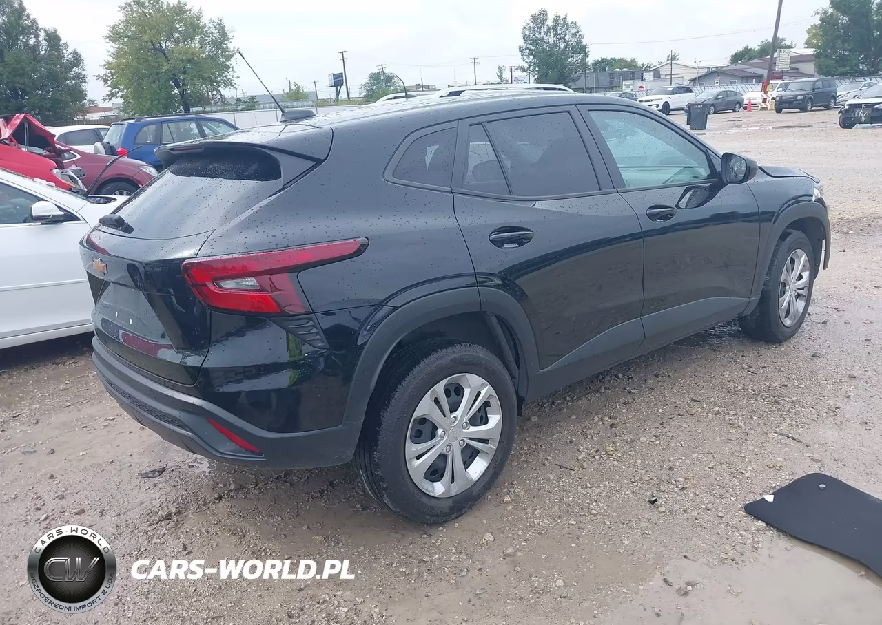 2024 Chevrolet Trax Fwd Sp VIN:KL77LFE27RC244837 - 4