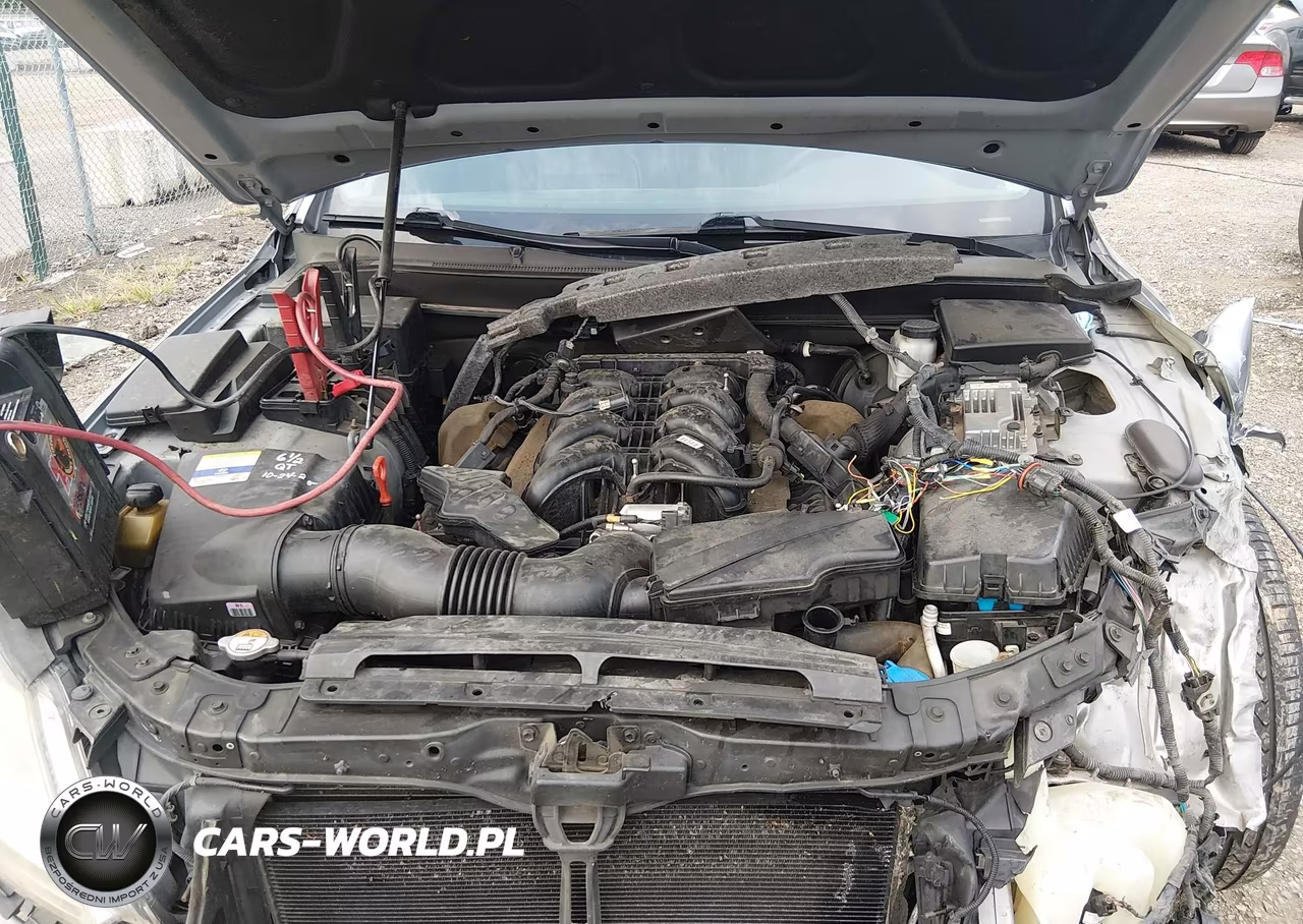 2012 Hyundai Genesis 5.0 R-Spec VIN:KMHGC4DH9CU190063 - 10