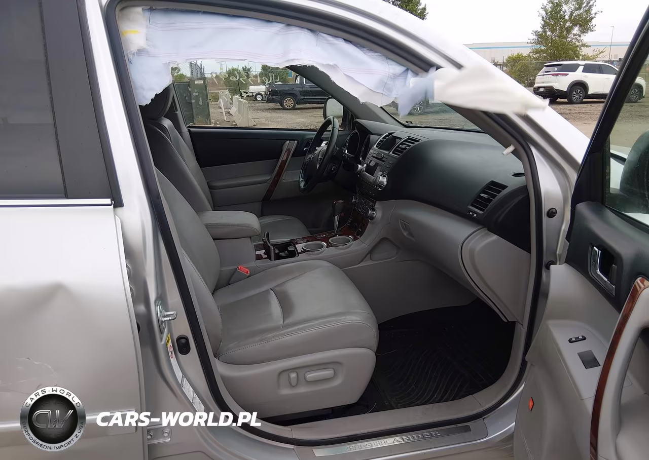 2012 Toyota Highlander Limited V6 VIN:5TDDK3EH3CS111056 - 5