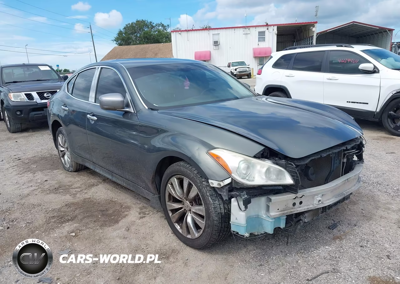 2013 Infiniti M37X